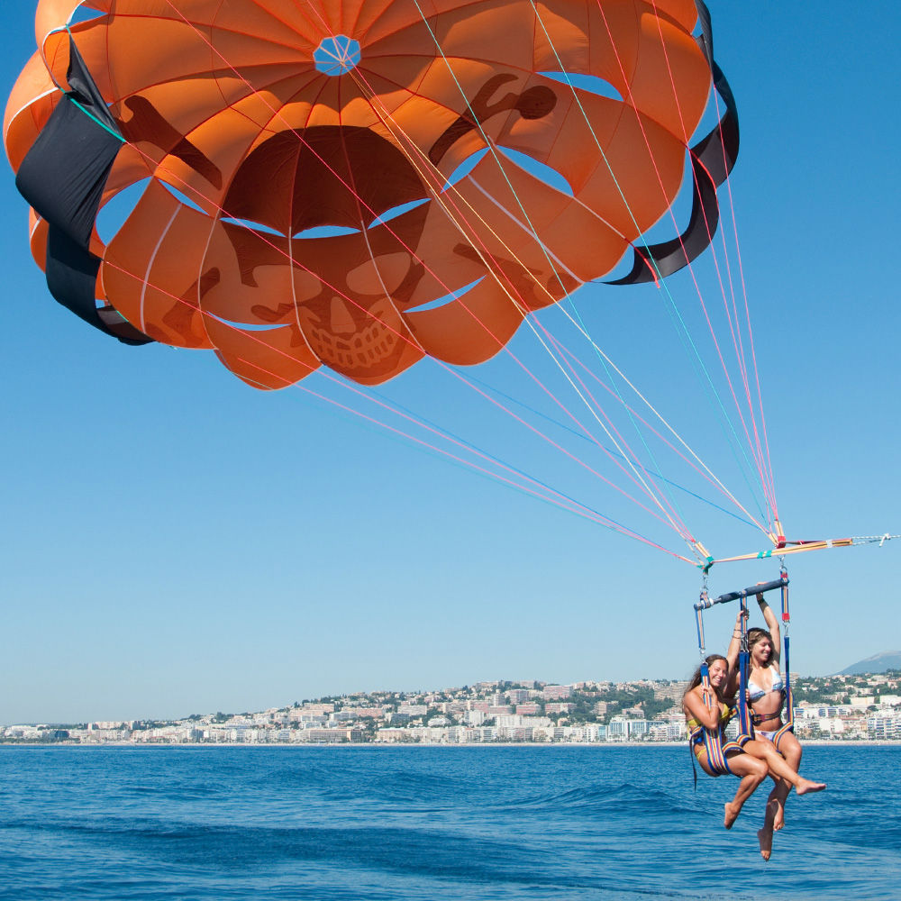 parasailing nice